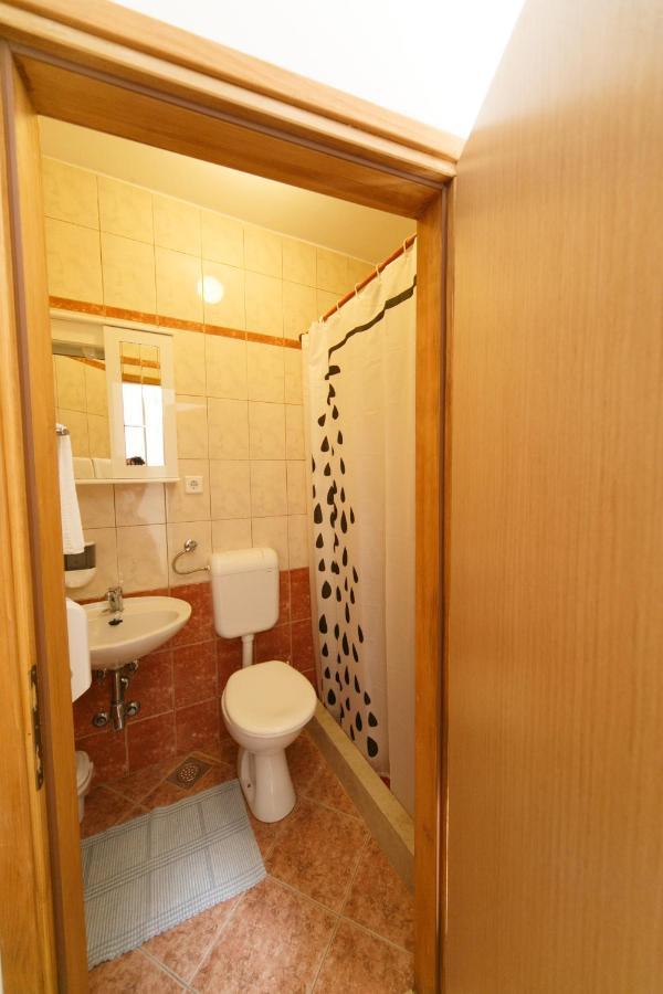 Guesthouse Francesca Baska  Ruang foto