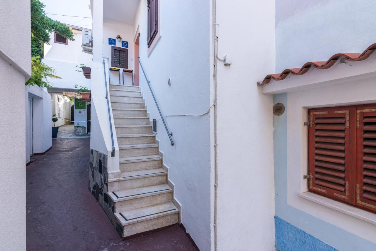 Guesthouse Francesca Baska  Bagian luar foto
